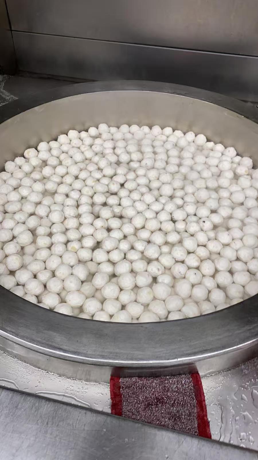 Cuttlefish Balls (新鮮特級墨魚丸)-(400g)